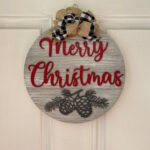 Door Hanger - Merry Christmas with Pinecones